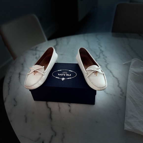 Parada Leather Loafers - Picture 2 of 6